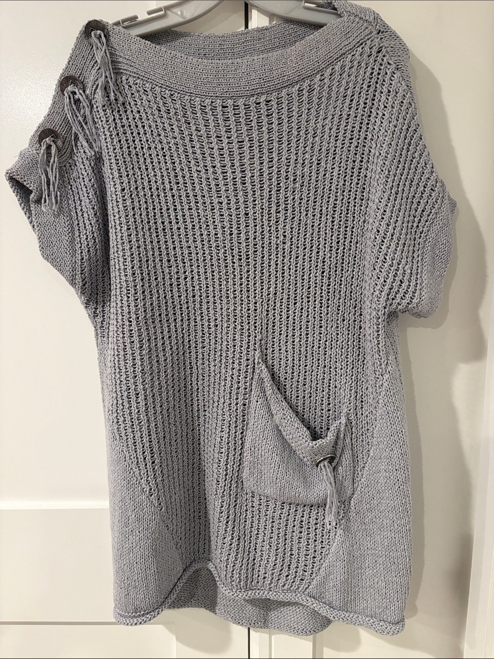 Akira Light Gray Knit Women’s Sweater with Side Pocket Size Large